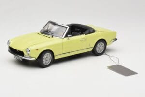 Fiat 124 Spider BS1 Жълт Sun Star 1:18 4921 Метал