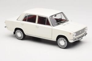 Fiat 124 Бял IXO 1:18 18CMC205OP Метал — снимка 6 от 8