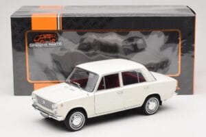 Fiat 124 Бял IXO 1:18 18CMC205OP Метал — снимка 8 от 8