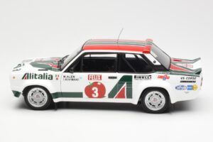 Fiat 131 Abarth #3 M. Alen / I. Kivimaki Winner Rally 1000 Lakes 1980 Kyosho 1:18 08376H Метал — снимка 4 от 8
