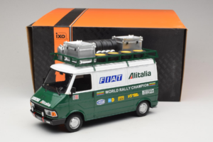 Fiat 242 Alitalia Rally Team Assistance With Trailer 1978 IXO 1:18 18CMC027WX Метал — снимка 7 от 7