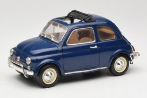 Fiat 500 L Син Bburago 1:18 3327 Метал