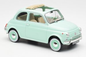 Fiat 500L Пастелно Синьо Norev 1:18 187777 Метал — снимка 4 от 6