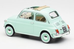 Fiat 500L Пастелно Синьо Norev 1:18 187777 Метал — снимка 5 от 6