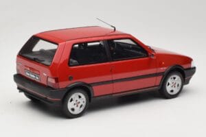 Fiat Uno Turbo IE Rosso Racing Otto 1:18 OT487 Смола — снимка 2 от 6
