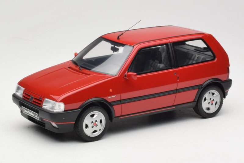Fiat Uno Turbo IE Rosso Racing Otto 1:18 OT487 Смола