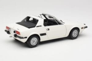 Fiat X1/9 Бял Minichamps 1:18 100121685 Метал — снимка 3 от 8