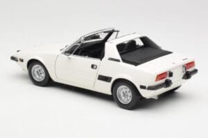 Fiat X1/9 Бял Minichamps 1:18 100121685 Метал — снимка 7 от 8