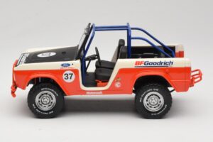 Ford Bronco Baja #37 1966 GreenLight 1:18 19037 Метал — снимка 3 от 6