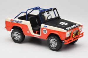Ford Bronco Baja #37 1966 GreenLight 1:18 19037 Метал — снимка 4 от 6