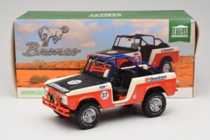 Ford Bronco Baja #37 1966 GreenLight 1:18 19037 Метал — снимка 6 от 6