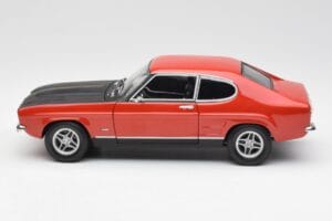 Ford Capri Mk1 2600 RS Червено-Черен Minichamps 1:18 180089071 Метал — снимка 4 от 8