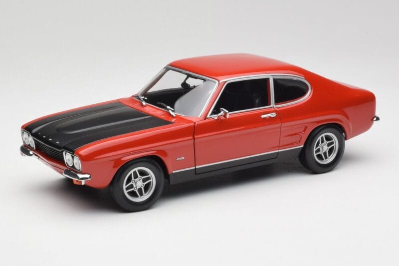 Ford Capri Mk1 RS 2600 Червено & Черно Minichamps 1:18 150089076 Метал