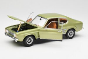 Ford Capri Mk1 Светло Зелен Металик Minichamps 1:18 18008900 Метал — снимка 2 от 8