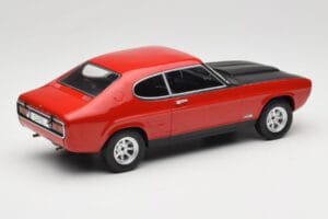 Ford Capri Mk1 RS 2600 Червен с Черен Капак MCG 1:18 MCG18538 Метал — снимка 2 от 6