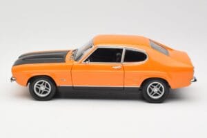 Ford Capri Mk1 RS 2600 Signal Orange Черен Minichamps 1:18 150089077 Метал — снимка 4 от 8