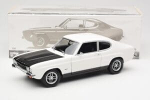 Ford Capri Mk1 RS 2600 Бял Черен Minichamps 1:18 150089078 Метал — снимка 8 от 8