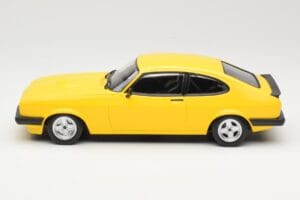 Ford Capri Mk3 3.0 Жълт Minichamps 1:18 155788601 Метал — снимка 3 от 6