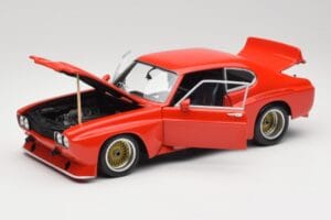 Ford Capri RS 3100 Signal Red Minichamps 1:18 180748001 Метал — снимка 2 от 8