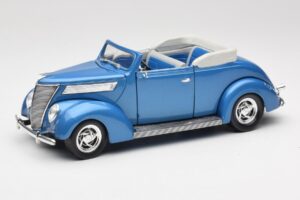 Ford Кабриолет Син Road Signature 1:18 92238 Метал