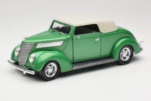 Ford Кабриолет Зелен Road Signature 1:18 92239 Метал