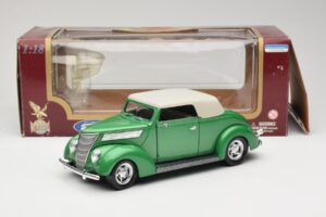 Ford Кабриолет Зелен Road Signature 1:18 92239 Метал — снимка 8 от 8