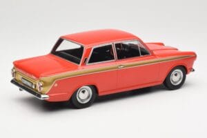 Ford Cortina Lotus Red & Gold Stripe MCG 1:18 MCG18532 Метал — снимка 2 от 6