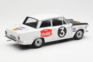 Ford Cortina Mk1 #3 P. Hughes / B. Young African Safari Rally 1964 AUTOart 1:18 86428 Метал — снимка 3 от 8