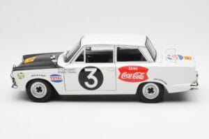 Ford Cortina Mk1 #3 P. Hughes / B. Young African Safari Rally 1964 AUTOart 1:18 86428 Метал — снимка 4 от 8