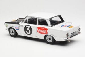 Ford Cortina Mk1 #3 P. Hughes / B. Young African Safari Rally 1964 AUTOart 1:18 86428 Метал — снимка 7 от 8