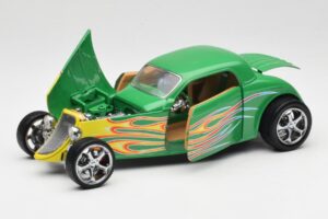 Ford Coupe Зелен с Огън Road Signature 1:18 30109 Метал — снимка 2 от 8