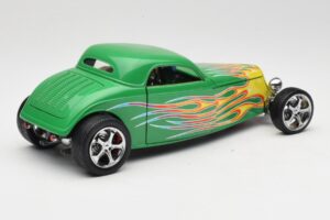 Ford Coupe Зелен с Огън Road Signature 1:18 30109 Метал — снимка 3 от 8