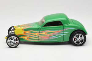 Ford Coupe Зелен с Огън Road Signature 1:18 30109 Метал — снимка 4 от 8