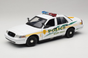 Ford Crown Victoria Police Interceptor CSI Miami GreenLight 1:18 13514 Метал
