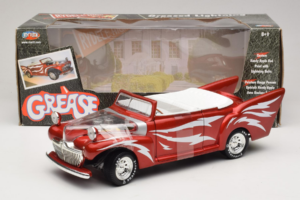 Ford De Luxe Кабриолет Greased Lightning Червен Joyride 1:18 33544 Метал — снимка 5 от 5