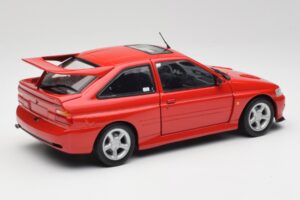 Ford Escort RS Cosworth Radiant Червен Minichamps 1:18 150089021 Метал — снимка 3 от 8