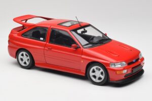Ford Escort RS Cosworth Radiant Червен Minichamps 1:18 150089021 Метал — снимка 6 от 8