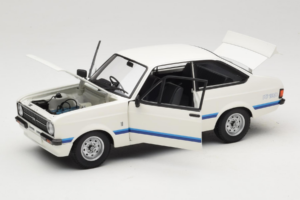 Ford Escort Mk2 RS 1800 Бял Minichamps 1:18 150084470 Метал — снимка 2 от 8
