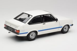 Ford Escort Mk2 RS 1800 Бял Minichamps 1:18 150094470 Метал — снимка 3 от 8
