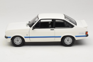 Ford Escort Mk2 RS 1800 Бял Minichamps 1:18 150084470 Метал — снимка 4 от 8