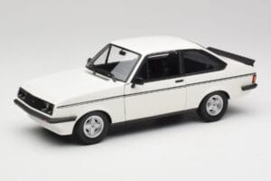Ford Escort Mk2 RS 2000 LHD Бял Minichamps 1:18 150084300 Метал