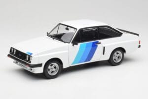 Ford Escort Mk2 RS 2000 X-Pack Diamond Бял & Синьо Decor MCG 1:18 MCG18351 Метал