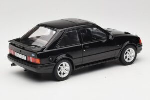 Ford Escort Mk4 RS Turbo S2 Черен MCG 1:18 MCG18546 Метал — снимка 2 от 6