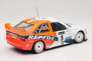 Ford Escort RS Cosworth Repsol #5 C. Sainz / L. Moya RAC Rally 1997 UT Models 1:18 39750 Метал — снимка 3 от 8