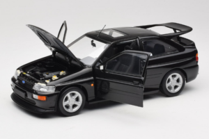 Ford Escort RS Cosworth Black Metallic Minichamps 1:18 150089020 Метал — снимка 2 от 8