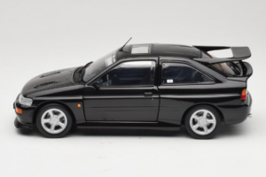Ford Escort RS Cosworth Black Metallic Minichamps 1:18 150089020 Метал — снимка 4 от 8