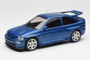 Ford Escort RS Cosworth Син IXO 1:18 18CMC180 Метал
