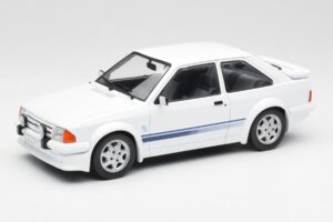 Ford Escort RS Turbo Бял MCG 1:18 MCG18419 Метал