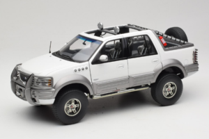 Ford Expedition Himalaya White AUTOart 1:18 72781 Метал