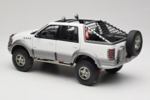 Ford Expedition Himalaya White AUTOart 1:18 72781 Метал — снимка 7 от 8